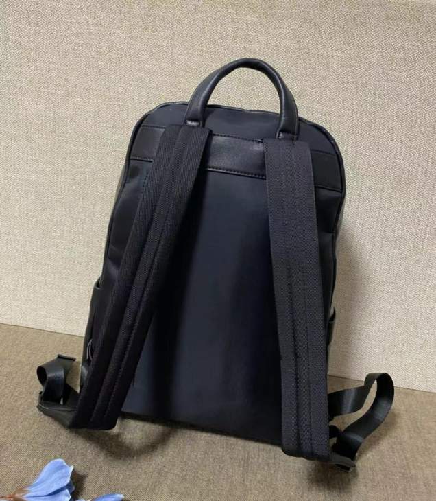 Picture of Versace Mens Bags _SKUfw241653858fw